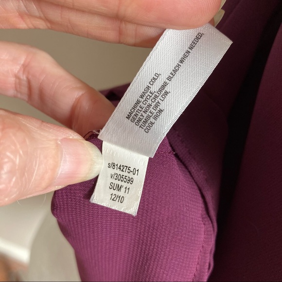 Gap Womens Purple Ruffle Pleated Sleeveless Blouse - Picture 6 of 7